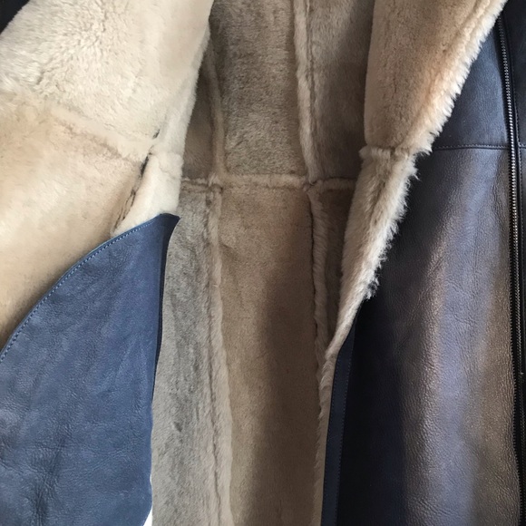 NWT Saks Fifth Ave. Gian Mori Shearling Coat in Deep Dusty Blue - size 40/S - Picture 6 of 10